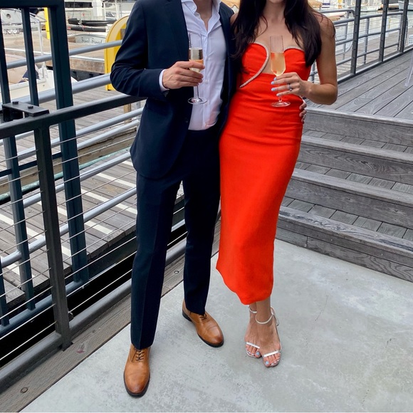 Sleeveless Crepe Midi Formal Dress - Picture 4 of 5